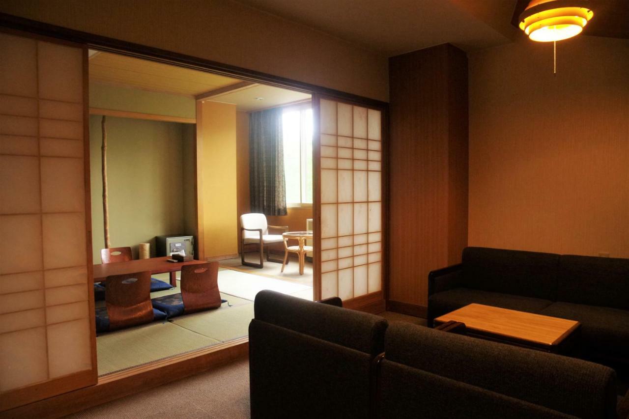 K'S House Hokkaido - Asahidake Onsen Hostel Higashikawa Luaran gambar
